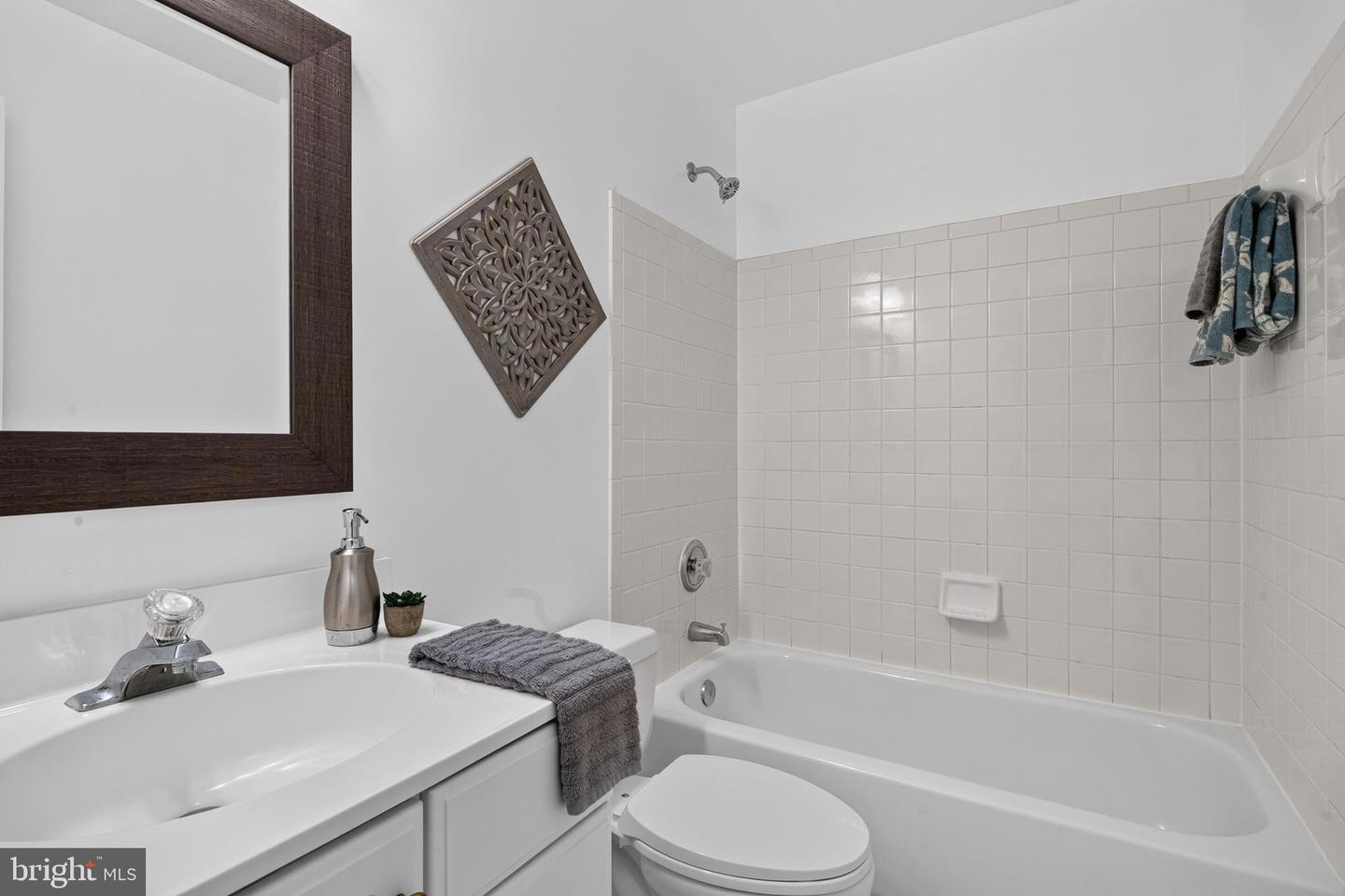 5309 Duke Ct, Frederick, MD 21703 &mdash; Photo 18
