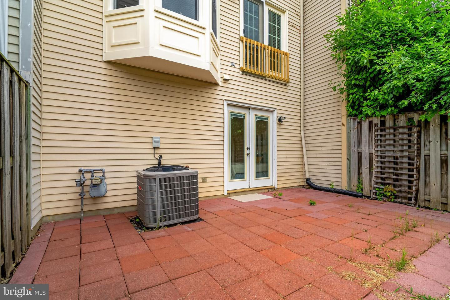 5309 Duke Ct, Frederick, MD 21703 &mdash; Photo 22
